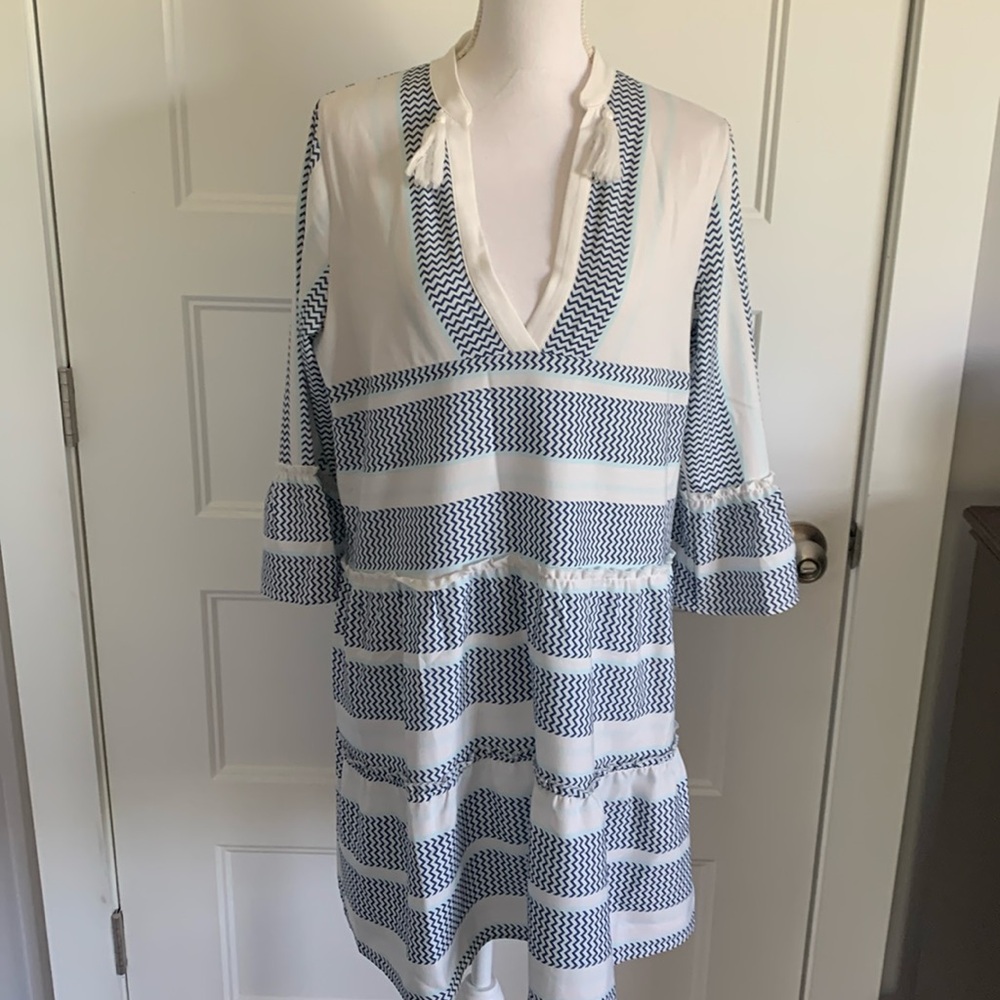 Mazik midi two tier blue & white dress size small